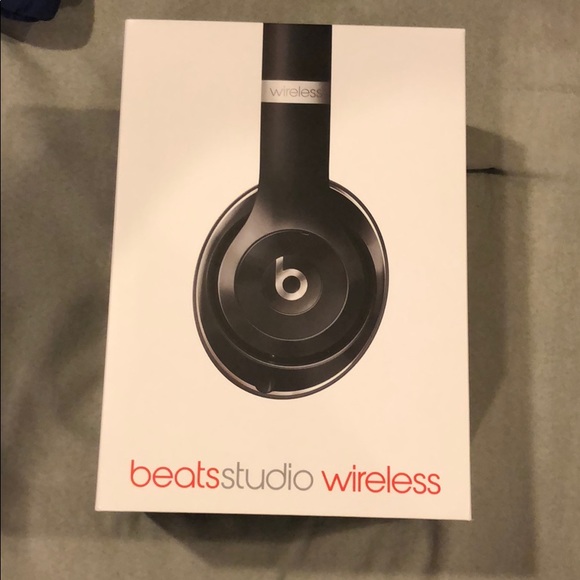 Beats Studio Wireless with carrying case - Picture 5 of 5